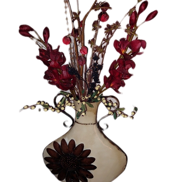 Metal Flower thin vase - Picture 4 of 5